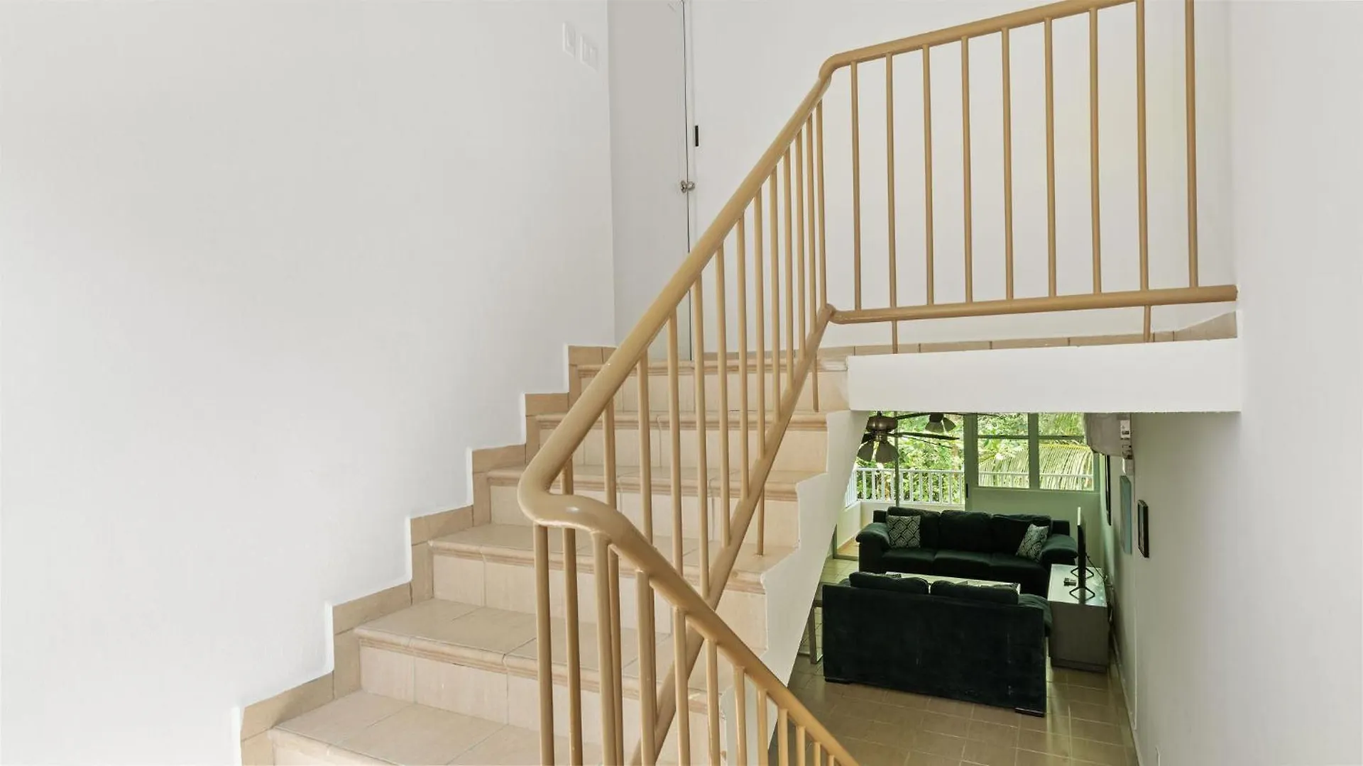Semesterbostad Townhome Withrooftop Terrace At Landing View 303 Rincón